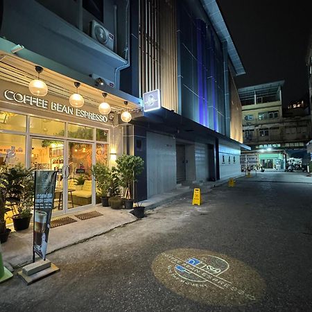 Twenty Two Place Hostel - Sukhumvit 22 Bangkok Buitenkant foto