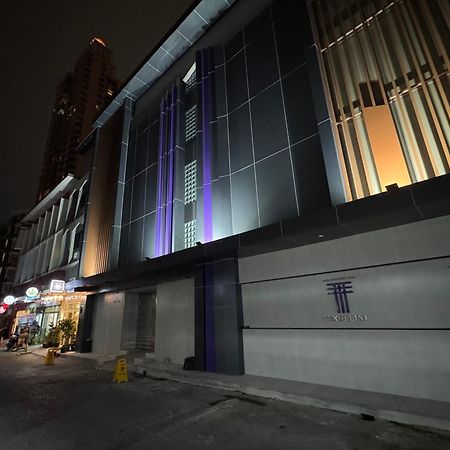 Twenty Two Place Hostel - Sukhumvit 22 Bangkok Buitenkant foto