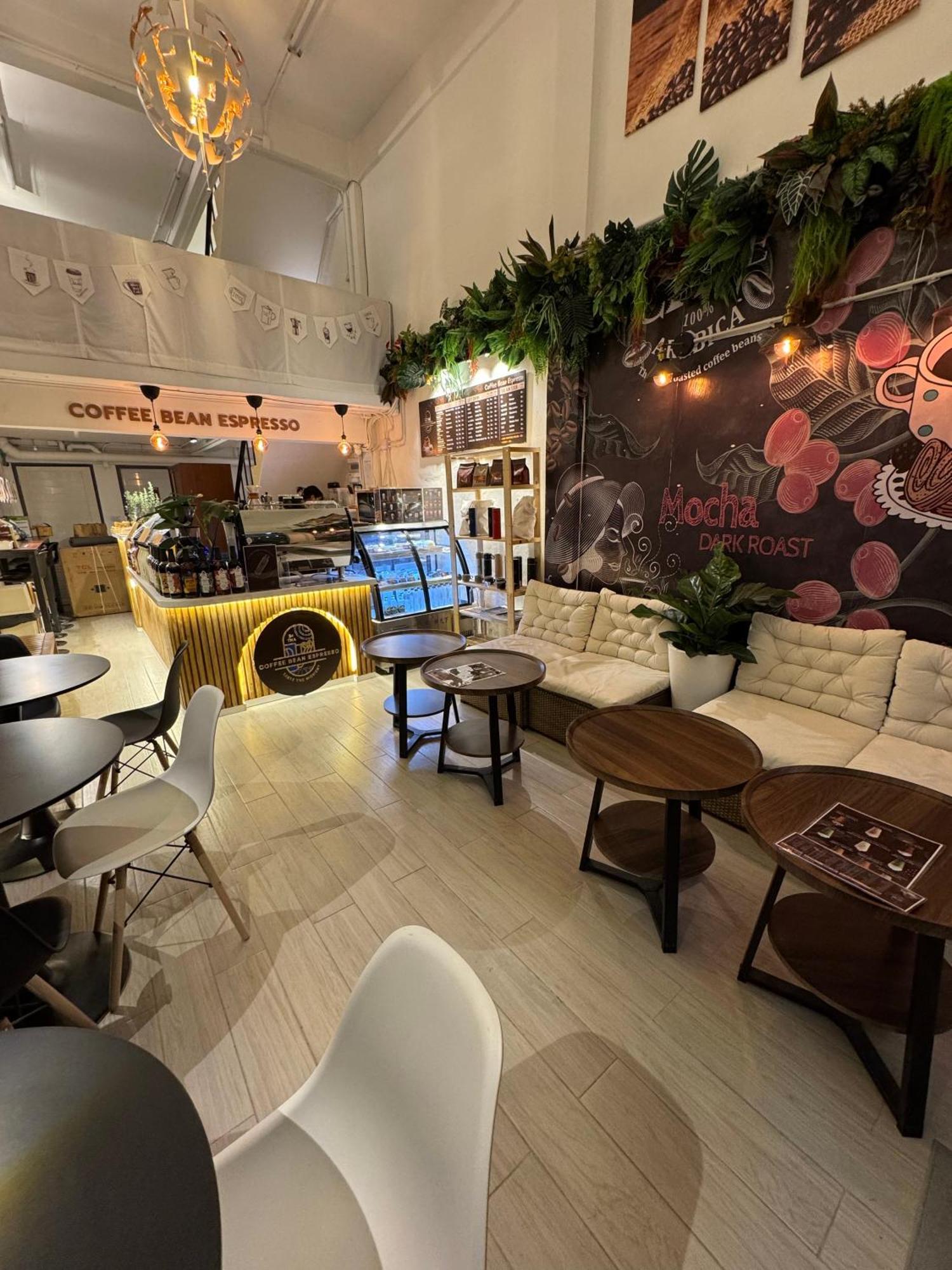 Twenty Two Place Hostel - Sukhumvit 22 Bangkok Buitenkant foto